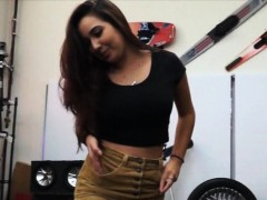 College girl pawns her pussy for money at the pawnshop